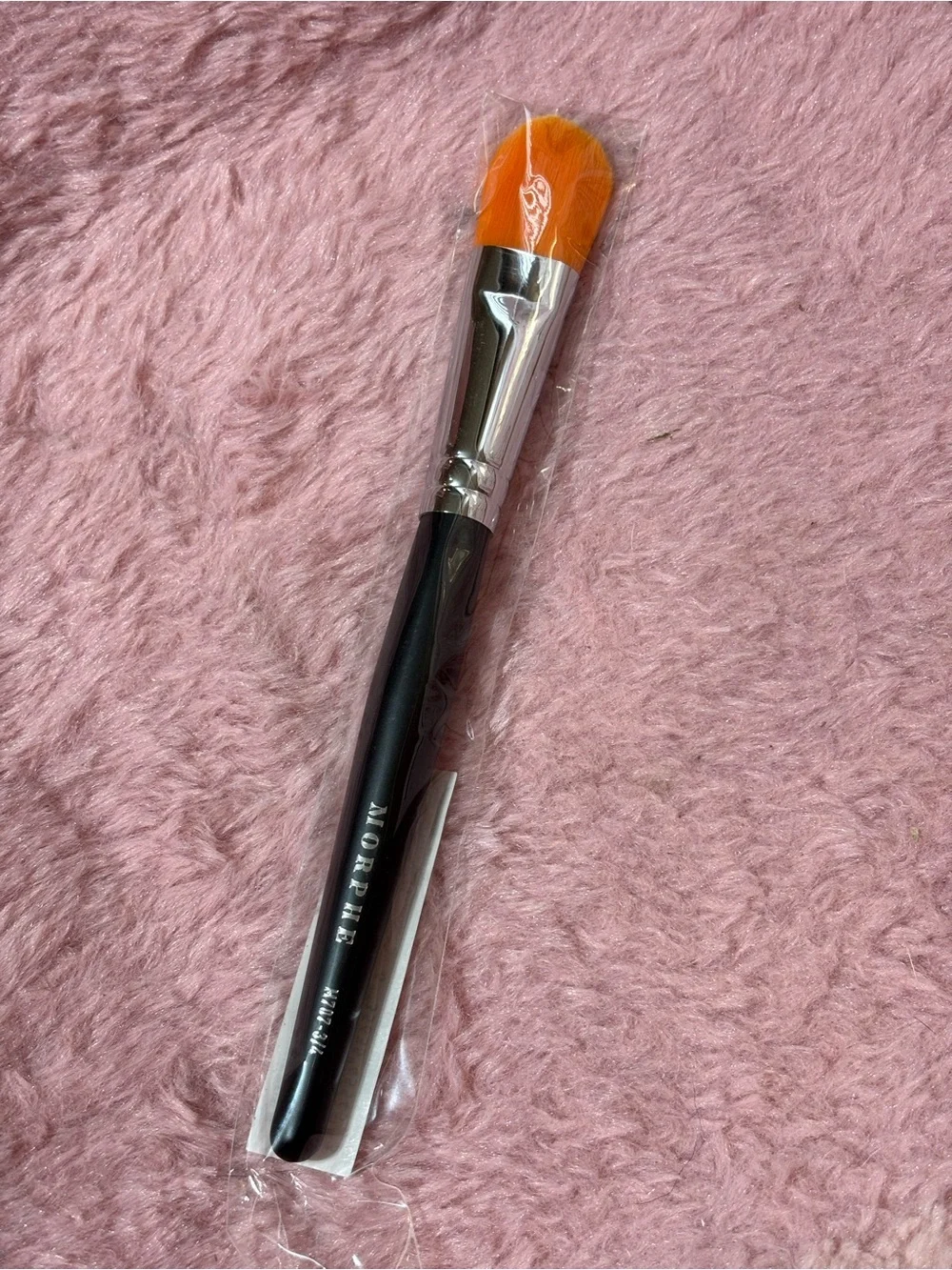 Morphe M707 3/4 Oval Foundation Brush
